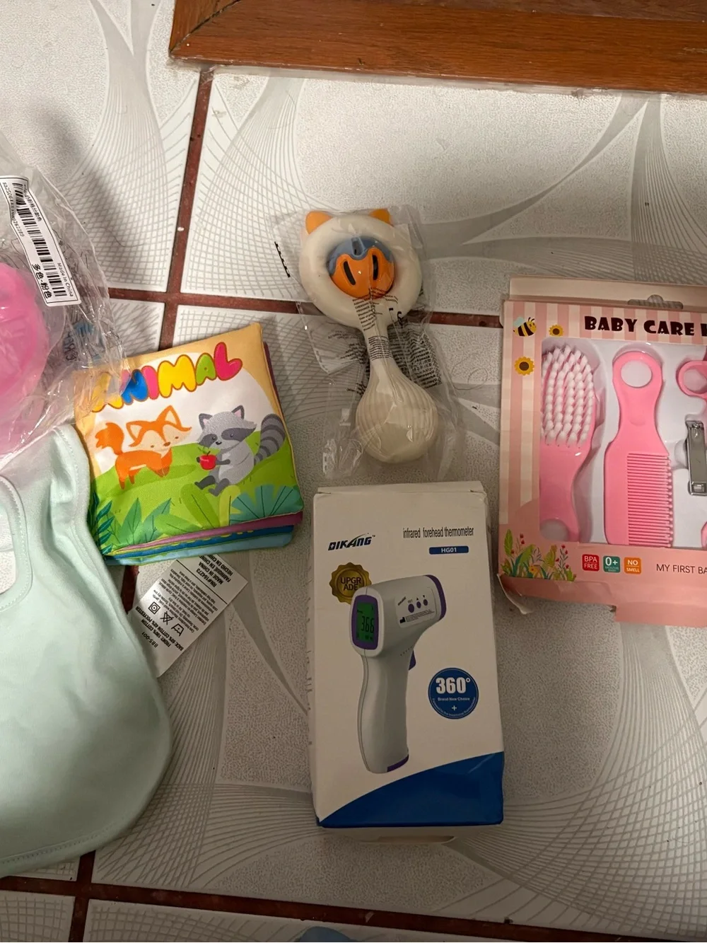 Unbranded Pink Baby Care Kit with Mint Bib and Accessories